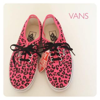 ヴァンズ(VANS)の【新品未使用】VANSピンクレオパード柄(スニーカー)