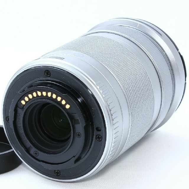 OLYMPUS(オリンパス)の❤️一眼レフカメラミラーレス❤️美品❤️オリンパス望遠レンズ❤️40-150❤️ スマホ/家電/カメラのカメラ(レンズ(ズーム))の商品写真