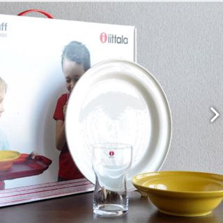 フラワープリント iittala kids stuff イッタラ子供用食器セット