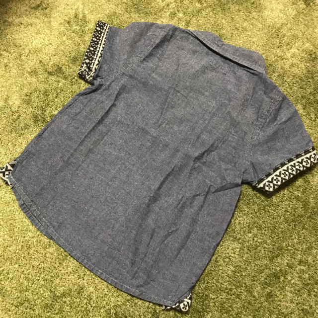 しまむら(シマムラ)の半袖シャツ サイズ90 キッズ/ベビー/マタニティのキッズ服男の子用(90cm~)(Tシャツ/カットソー)の商品写真