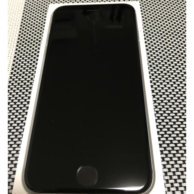 Apple - i phone 6 space gray 16GB 付属品完品の通販 by A T's shop ...