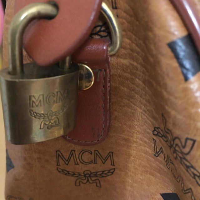 MCM(エムシーエム)の値下げしました！MCMバック レディースのバッグ(ハンドバッグ)の商品写真