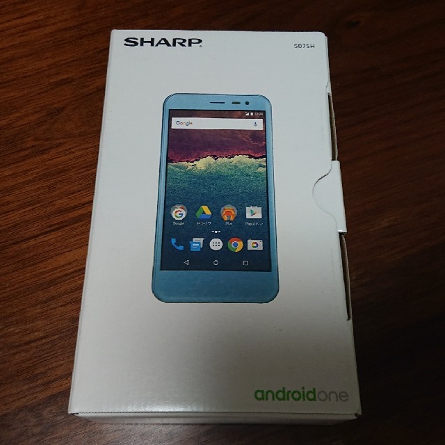 ANDROID(アンドロイド)の先着です！ 新品Android one 507SH ホワイト SIMフリー スマホ/家電/カメラのスマートフォン/携帯電話(スマートフォン本体)の商品写真