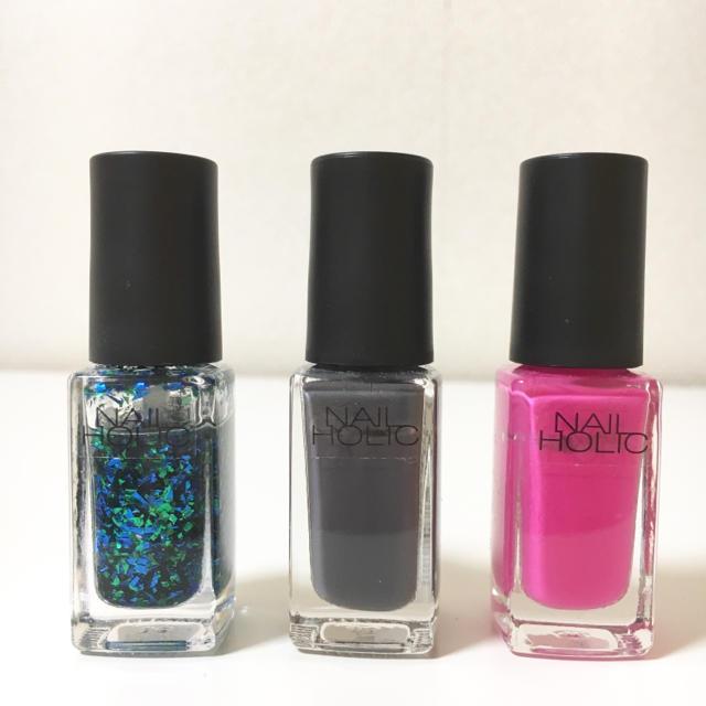 NAIL HOLIC(ネイルホリック)の【ネイルホリック】3本セット コスメ/美容のネイル(マニキュア)の商品写真