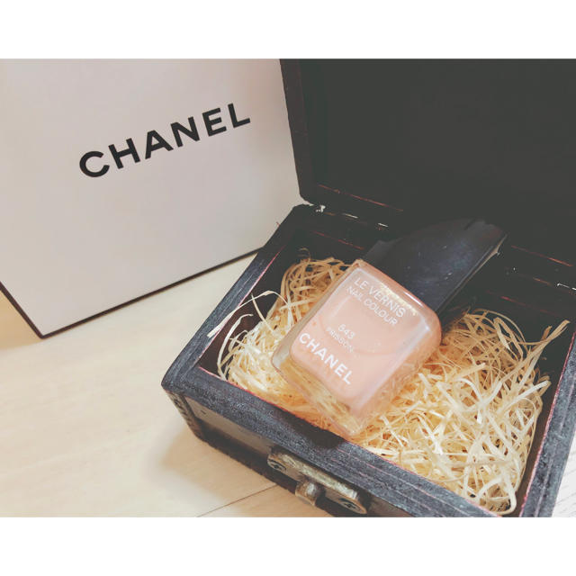 CHANEL(シャネル)のCHANEL ネイル コスメ/美容のネイル(ネイル用品)の商品写真