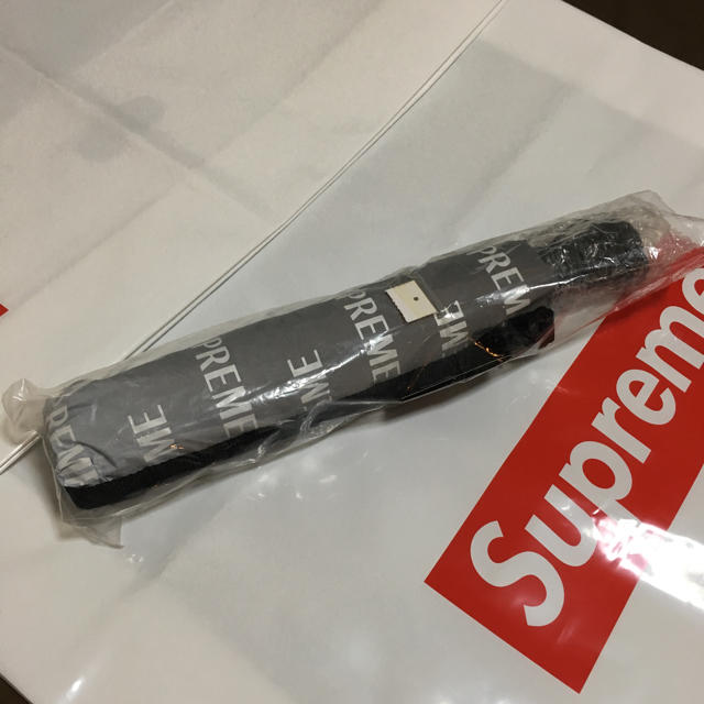 傘 supreme