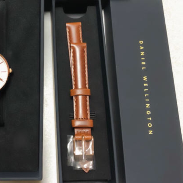 Daniel Wellington(ダニエルウェリントン)のDaniel Wellington ストラップのみ DURHAM レディースのファッション小物(腕時計)の商品写真