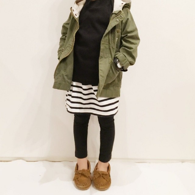 petit main(プティマイン)の美品 KOEボーダースカート サイズ95 キッズ/ベビー/マタニティのキッズ服女の子用(90cm~)(スカート)の商品写真