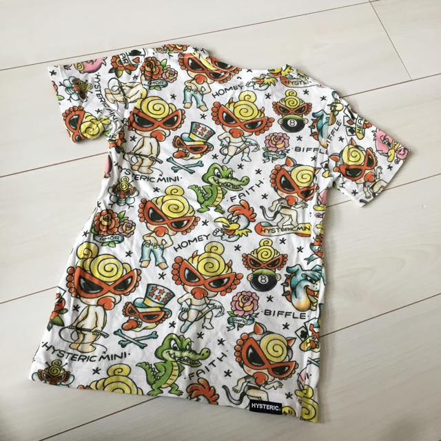 HYSTERIC MINI(ヒステリックミニ)のHYS  パーラー TATTOO 総柄 Ｔシャツ キッズ/ベビー/マタニティのキッズ服女の子用(90cm~)(Tシャツ/カットソー)の商品写真