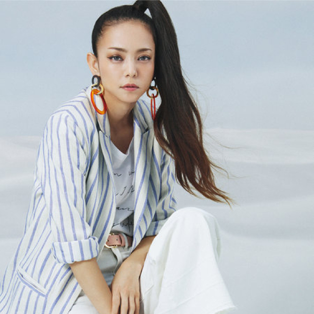 H&M(エイチアンドエム)の安室奈美恵 h&m コラボ商品 Tシャツ レディースのトップス(Tシャツ(半袖/袖なし))の商品写真