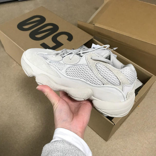 adidas(アディダス)のyeezy 500 25cm メンズの靴/シューズ(スニーカー)の商品写真