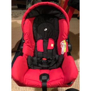 美品 新生児〜13㎏ チャイルドシート ベビーキャリー トラベルシステム(自動車用チャイルドシート本体)