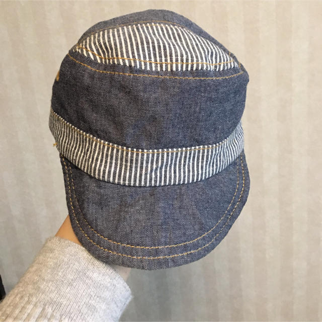 西松屋(ニシマツヤ)のデニム&ストライプ 帽子46cm キッズ/ベビー/マタニティのこども用ファッション小物(帽子)の商品写真