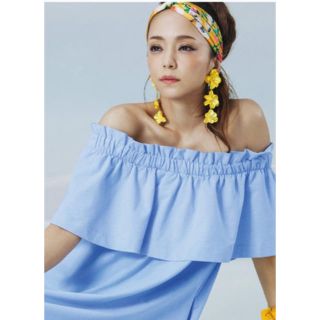 エイチアンドエム(H&M)の安室奈美恵×H&M(ひざ丈ワンピース)