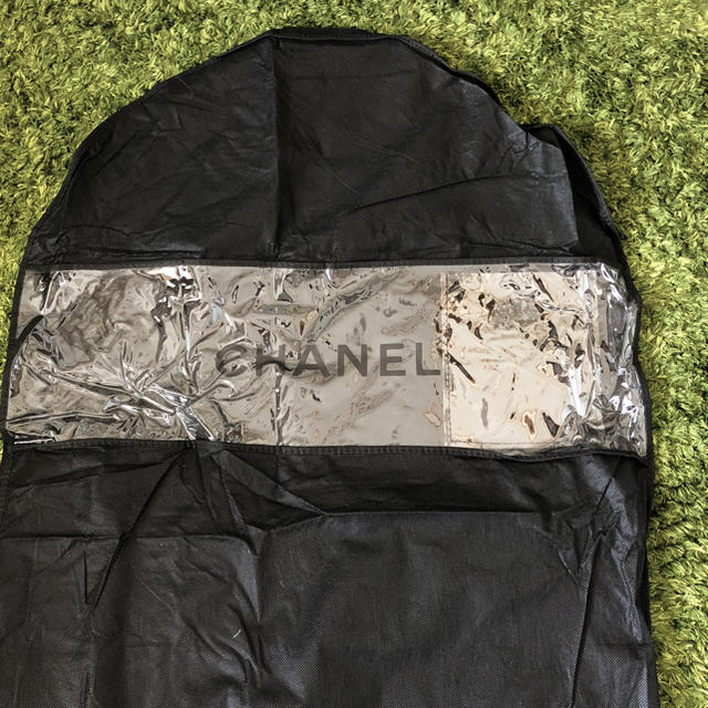 CHANEL(シャネル)のCHANEL  服カバー レディースのファッション小物(その他)の商品写真