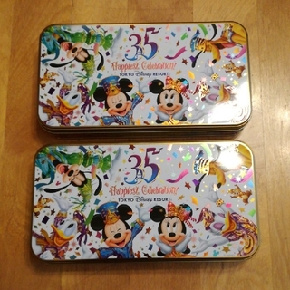 ディズニー(Disney)のDisny35周年チョコレート空き缶　二個セット(キャラクターグッズ)