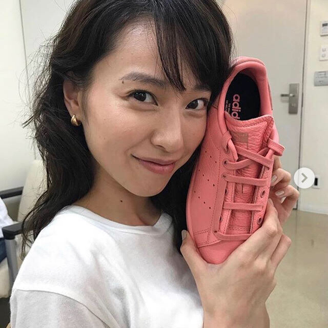 GW限定値下げ！戸田恵梨香愛用！adidas originals スタンスミス 2