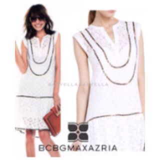 ビーシービージーマックスアズリア(BCBGMAXAZRIA)の⭐️BCBG MAXAZRIA claccy掲載完売レアレース⭐️タダシショージ(ひざ丈ワンピース)