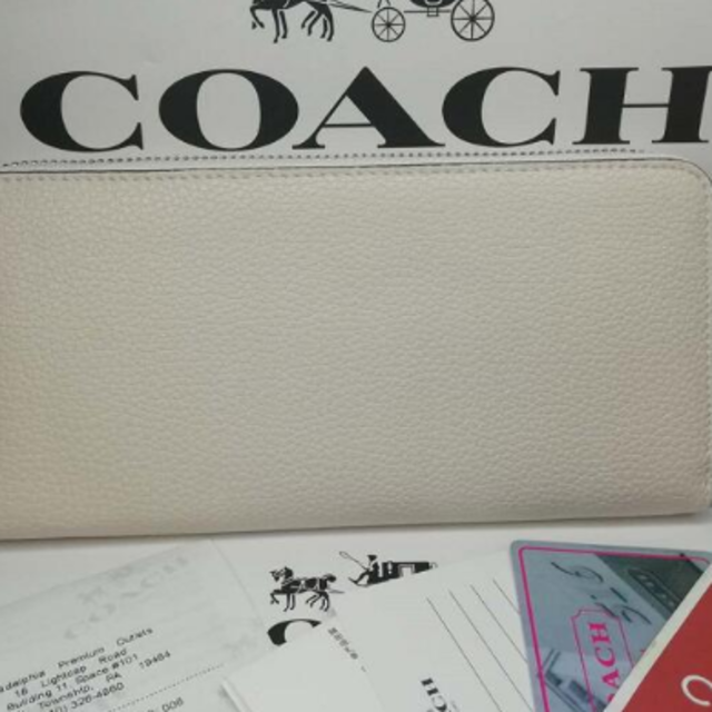 COACH(コーチ)の2018新品未使用 コーチ スヌーピー 長財布F16122Bコラボ限定！ レディースのファッション小物(財布)の商品写真