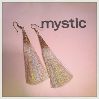 ミスティック(mystic)のお値下げ☆フリンジピアス(ピアス)