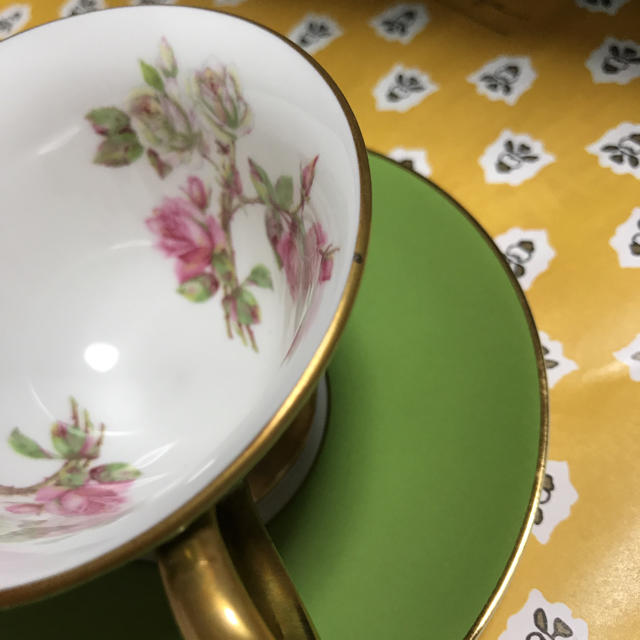 Aynsley China(エインズレイ)の Aynsley エインズレイ✿デミタスカップ✿  薔薇 インテリア/住まい/日用品のキッチン/食器(グラス/カップ)の商品写真