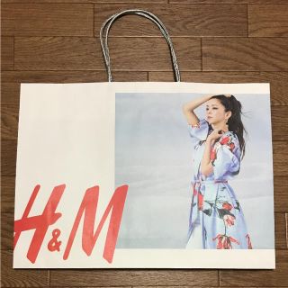 エイチアンドエム(H&M)の新品未使用！ 安室奈美恵 H&M コラボショッパー(ミュージシャン)