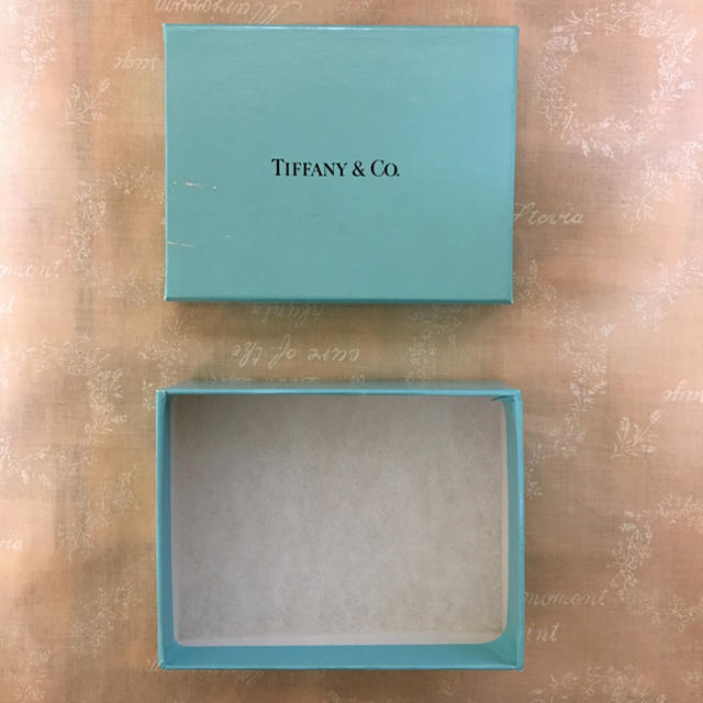 Tiffany & Co.(ティファニー)のティファニー 箱 レディースのアクセサリー(その他)の商品写真