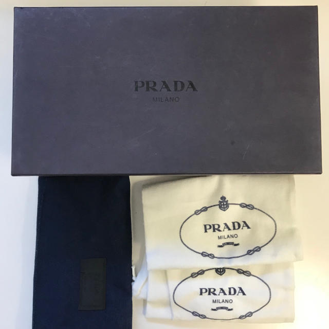 PRADA(プラダ)のプラダ メンズ 革靴（茶系 25cmぐらい) メンズの靴/シューズ(ドレス/ビジネス)の商品写真