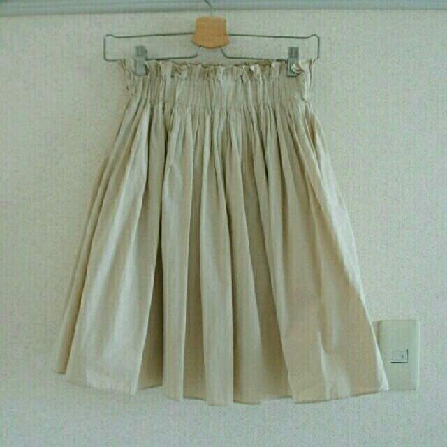 dholic(ディーホリック)のフレアスカート レディースのスカート(ひざ丈スカート)の商品写真