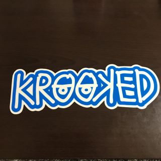 クルキッド(KROOKED)の【縦7.6cm横24.2cm】krooked ステッカー(ステッカー)