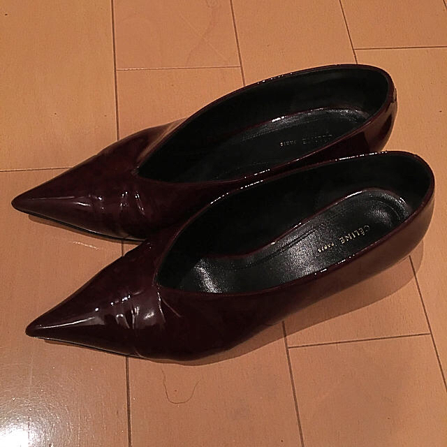 sale♪ CELINE フィービー Vネックパテントパンプス(22cm)レディース