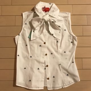 ヴィヴィアンウエストウッド(Vivienne Westwood)のヴィヴィアン リボンシャツ(シャツ/ブラウス(半袖/袖なし))