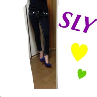 スライ(SLY)のSLY8分丈ブラックデニム24(デニム/ジーンズ)