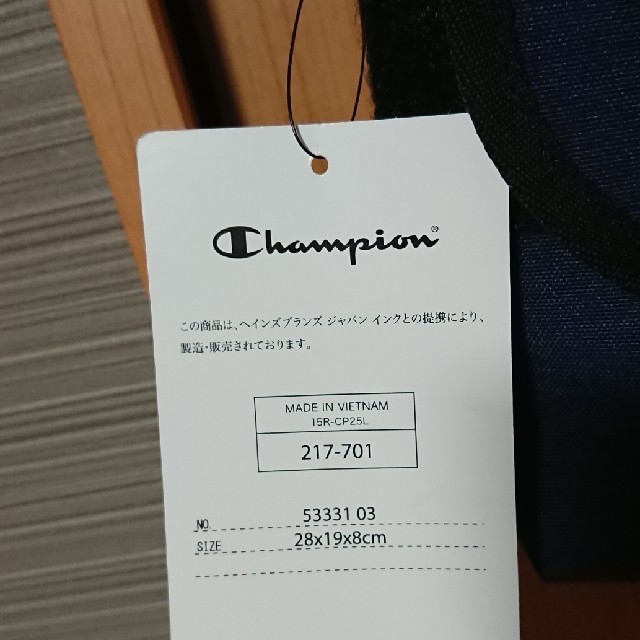 Champion(チャンピオン)のチャンピオン メッセンジャーバッグ
新品 タグ付き　最終値下げ レディースのバッグ(メッセンジャーバッグ)の商品写真