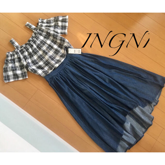 INGNI(イング)の新品2点♡チェックオフショルトップス＋デニムスカート レディースのレディース その他(セット/コーデ)の商品写真