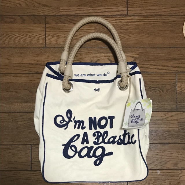ANYA HINDMARCH(アニヤハインドマーチ)のワケ有【値引き中】アニヤハインドマーチI'm NOT A Plastic bag レディースのバッグ(トートバッグ)の商品写真