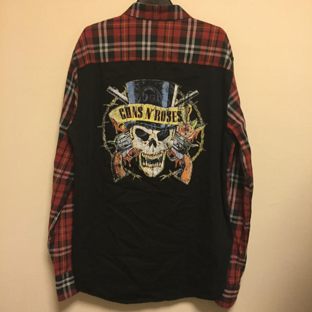 ZARA(ザラ)の 2017AW ZARA × GUNS N' ROSES ガンズ チェックシャツ メンズのトップス(シャツ)の商品写真