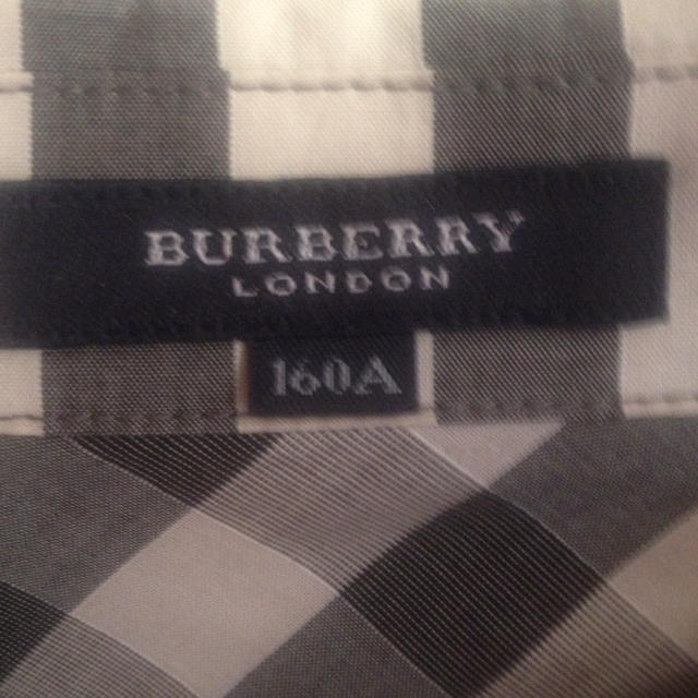 BURBERRY(バーバリー)の只今セール中☆バーバリーロンドンブラウス レディースのトップス(シャツ/ブラウス(長袖/七分))の商品写真