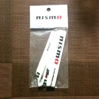 ニッサン(日産)のニスモ　NISMO　ネックストラップ　白(車外アクセサリ)