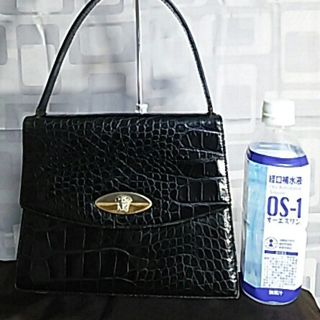 ジャンニヴェルサーチ(Gianni Versace)のはっしー様専用。ジャンニヴェルサーチ ハンドバッグ(ハンドバッグ)