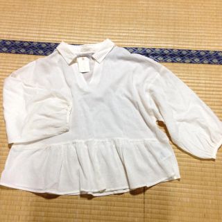 ショコラフィネローブ(chocol raffine robe)のレディース ブラウス 定価以下！新品！(シャツ/ブラウス(長袖/七分))