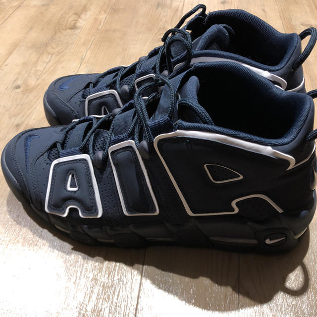 NIKE(ナイキ)の NIKE AIR MORE UPTEMPO モアテン ネイビー28.0cm メンズの靴/シューズ(スニーカー)の商品写真