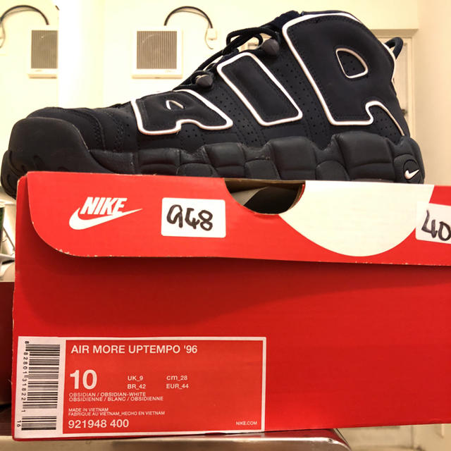 NIKE(ナイキ)の NIKE AIR MORE UPTEMPO モアテン ネイビー28.0cm メンズの靴/シューズ(スニーカー)の商品写真