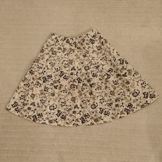 トッカ(TOCCA)のトッカ　スカート　刺繍(ひざ丈スカート)