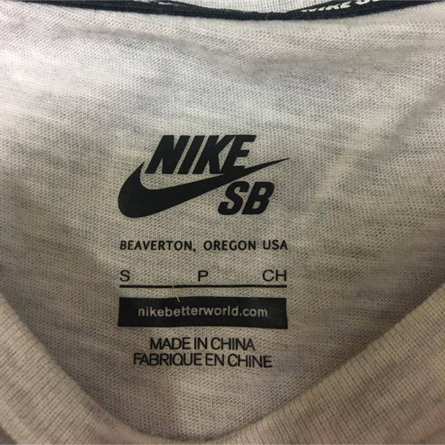 NIKE(ナイキ)のNIKE NIKE シャツ 半袖 メンズのトップス(Tシャツ/カットソー(半袖/袖なし))の商品写真