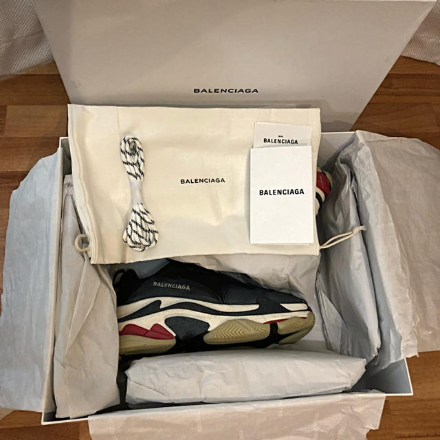 Balenciaga(バレンシアガ)のBalenciaga triple s 40 バレンシアガ トリプルS メンズの靴/シューズ(スニーカー)の商品写真