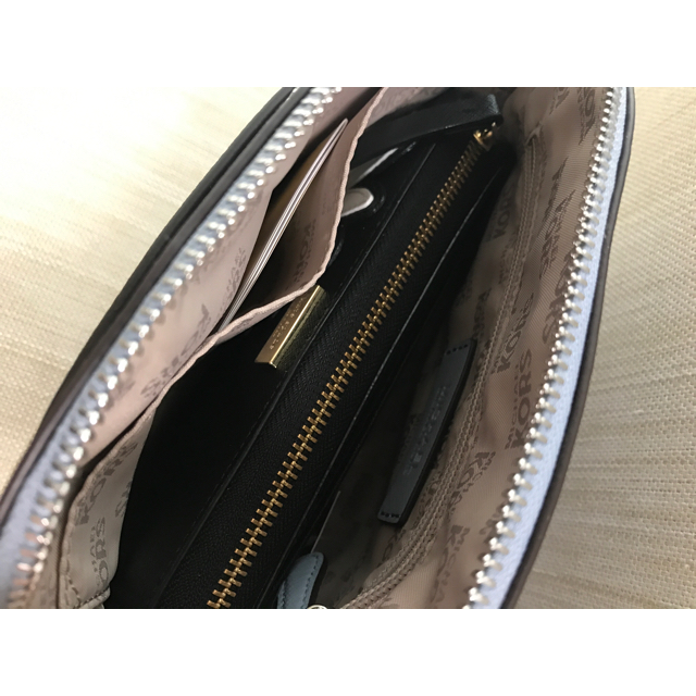 Michael Kors(マイケルコース)のGW直前SALE ❤︎ マイケルコース ❤︎ ショルダー チェーン ペールブルー レディースのバッグ(ショルダーバッグ)の商品写真