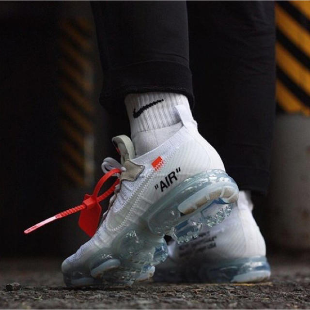 NIKE(ナイキ)の29.0cm☆off white air  vapormax the ten 白 メンズの靴/シューズ(スニーカー)の商品写真