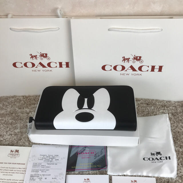 COACH(コーチ)の✨即日発送 Disneyミッキーコラボcoach75周年記念 レディースのファッション小物(財布)の商品写真