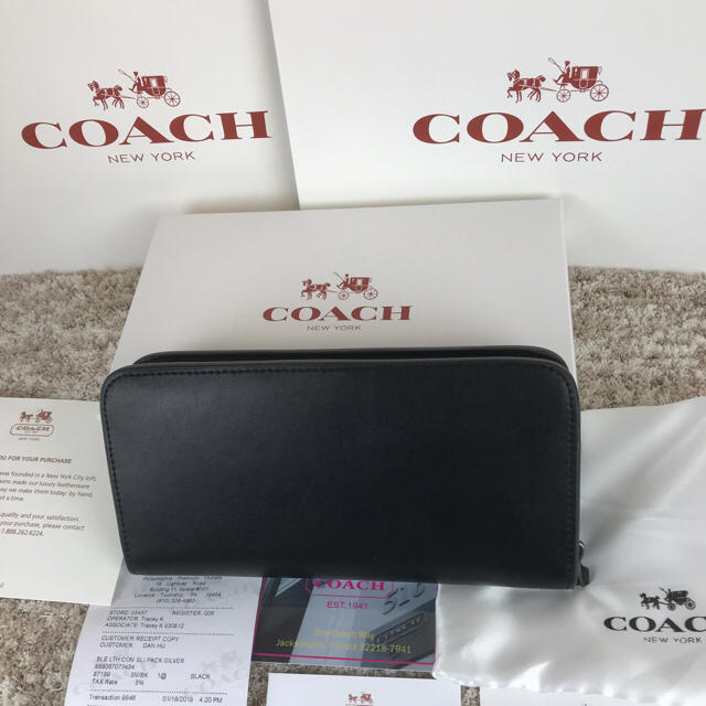 COACH(コーチ)の✨即日発送 Disneyミッキーコラボcoach75周年記念 レディースのファッション小物(財布)の商品写真